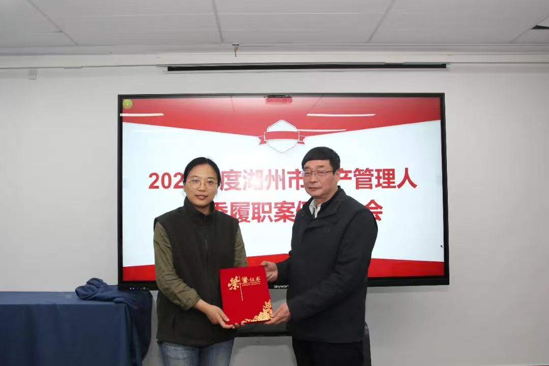 5e2c6731878b64616423e364c87508d1(1).jpg 5e2c6731878b64616423e364c87508d1(1).jpg